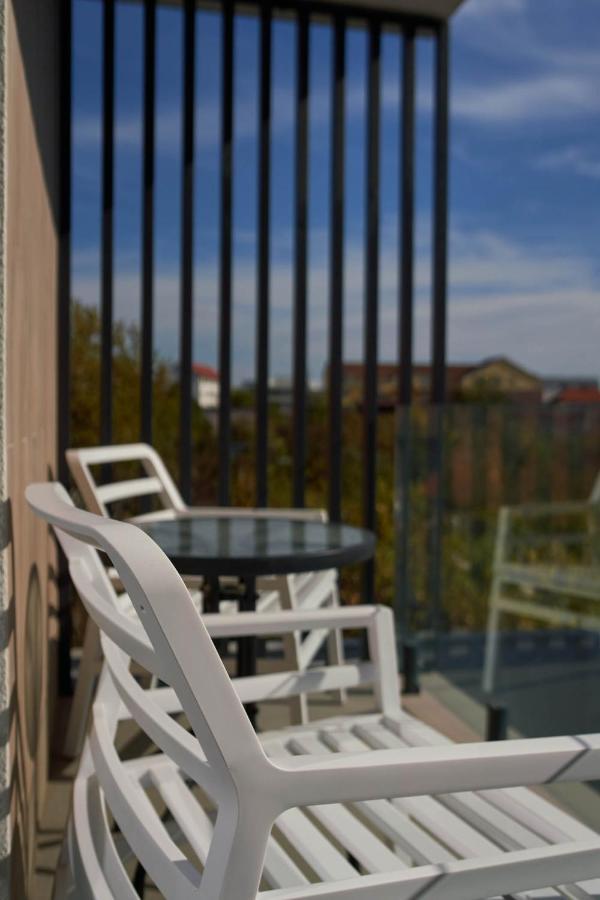 Hotel Glory Oradea Extérieur photo