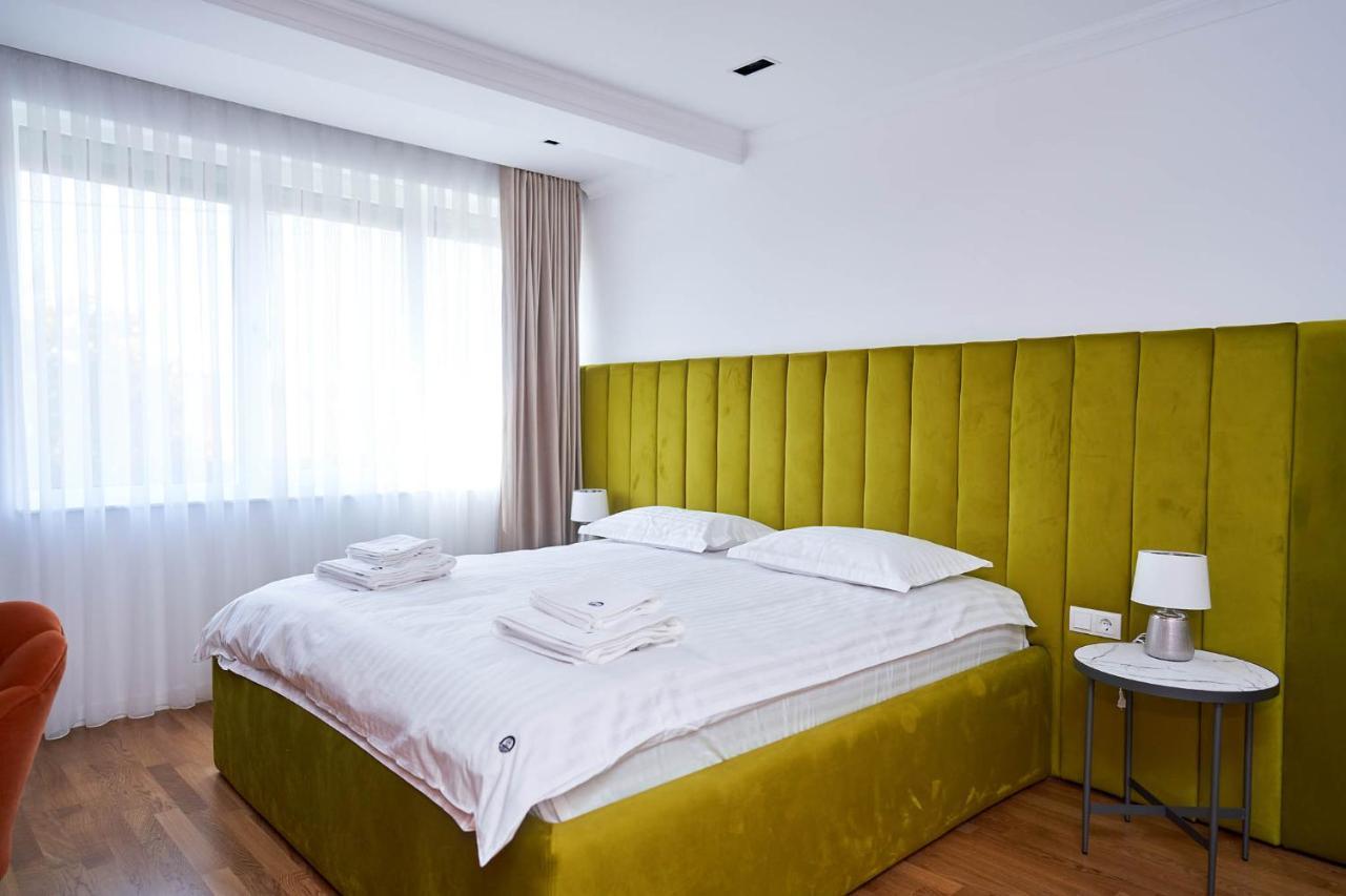 Hotel Glory Oradea Extérieur photo