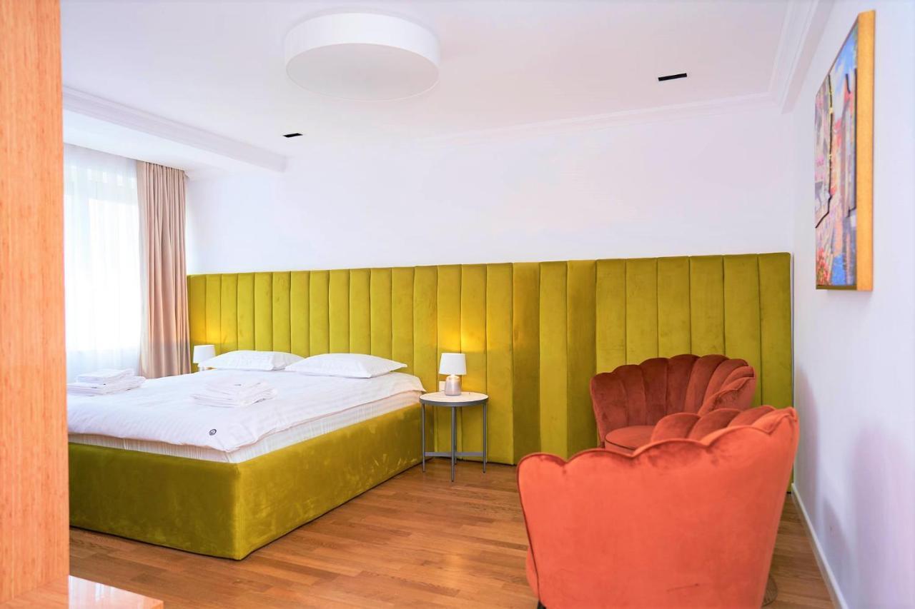 Hotel Glory Oradea Extérieur photo