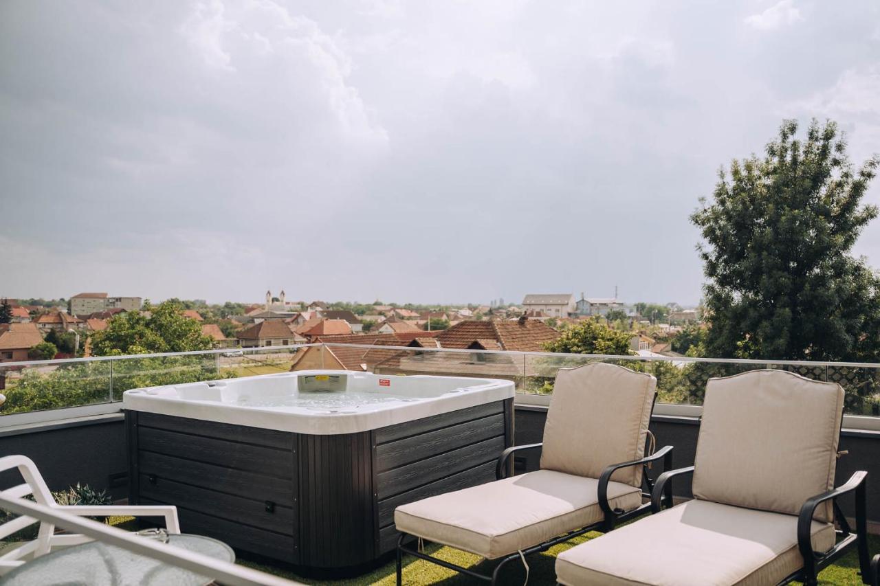 Hotel Glory Oradea Extérieur photo